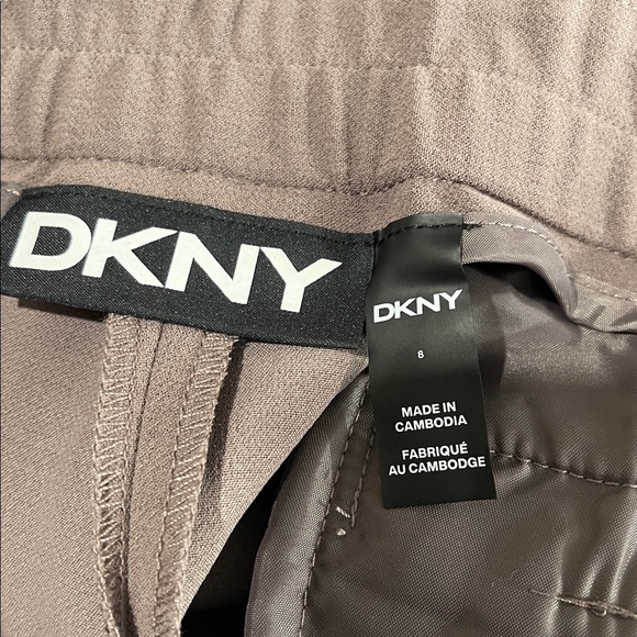 DKNY Wide Leg Pants Trousers Taupe Brown Pockets One Pleat Elastic Waistband 8 - Picture 7 of 11
